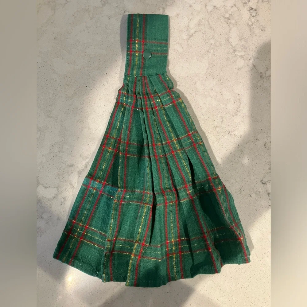 kitchen towel , green and red tartan pattern,button fastener